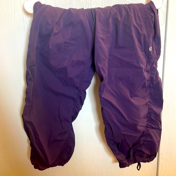 Lululemon cropped dance pants - Picture 3 of 14